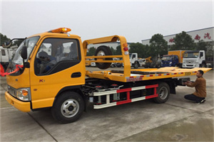 东坡哪里有拖车服务