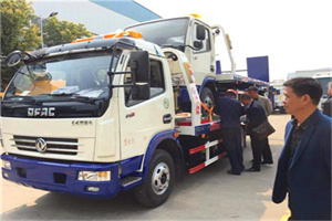 东坡汽车道路救援拖车价格